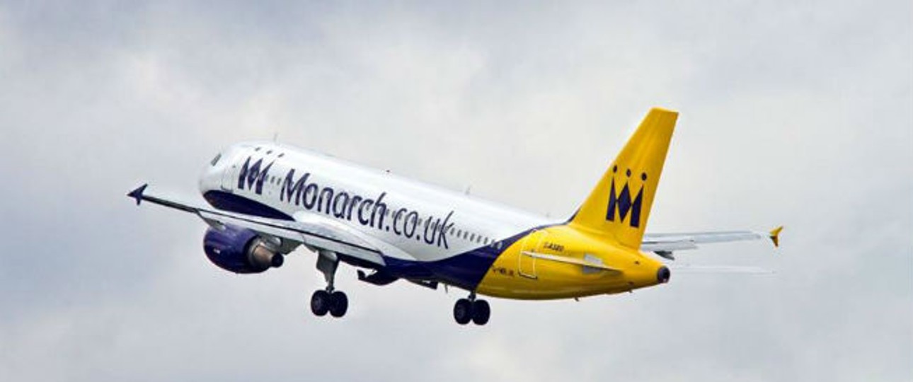Mit Monarch Airlines stellte Anfang Oktober die fünftgrößte britische Fluggesellschaf die Flüge ein. Im November entschied ein Gericht: Die insolvente Airline darf Start- und Landerechte im Sommerflugplan <a href="https://www.aerotelegraph.com/bankrotte-monarch-darf-slots-behalten" target="_blank" rel="noopener">behalten und diese verkaufen</a>.