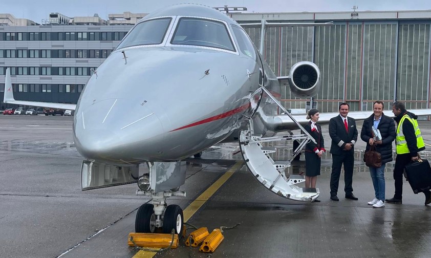 Flug von Vistajet ab Hamburg: Das Unternehmen bekommt Ende März eine Millionen-Investition.