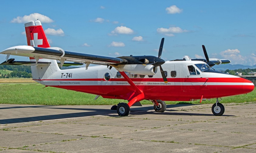 T-741: Die Twin Otter von Swisstopo ist vielbeschäftigt.