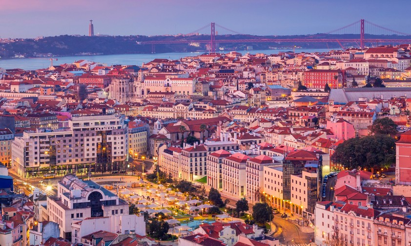 Lissabon aus der Luft: Nicht mehr mit LAM erreichbar.