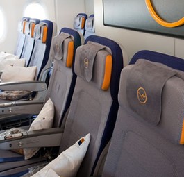 Kabine von Lufthansa: Nicht immer sind nach dem Flug alle Decken und Kissen noch da.