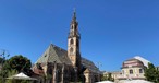 Der Dom von Bozen am Walther-Platz.