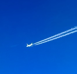 Kondensstreifen: Ihre Wirkung ist noch nicht perfekt untersucht.