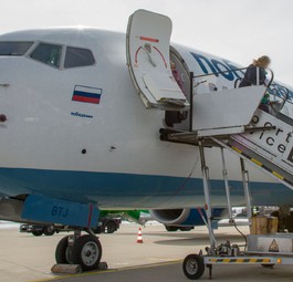 Boeing 737 von Pobeda in Memmingen: Aktuell fast nur noch russische Inlandsziele im Angebot.