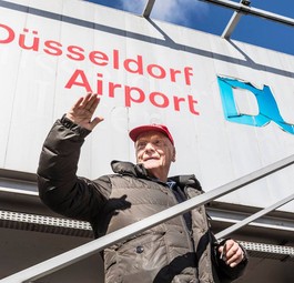 Niki Lauda in Düsseldorf: Ist immer noch an Laudamotion beteiligt.