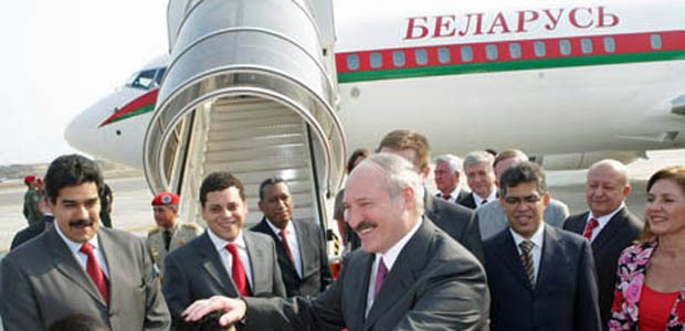 Alexander Lukaschenko: Der Diktator will weißrussische Flieger.