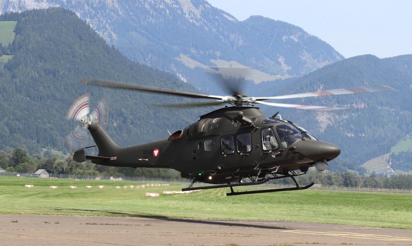 Leonardo AW 169 Lion: Ist direkt aus Italien in Aigen im Ennstal eingetroffen.