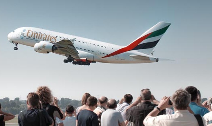 Airbus A380 von Emirates: wer den Anschluss verpasst, kann Geld fordern.