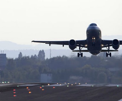 Flughafen Friedrichshafen: Finanzielle Probleme.