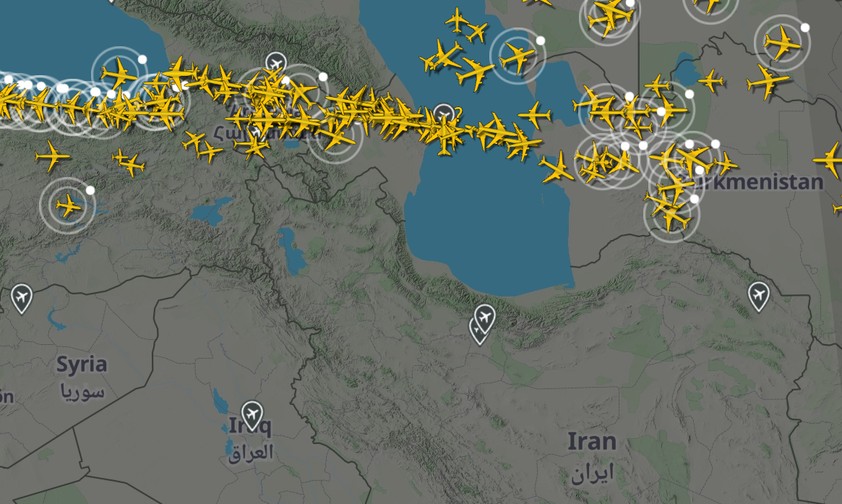 Luftraum über Nahost: Viele Wege führen nicht nach Fernost.
