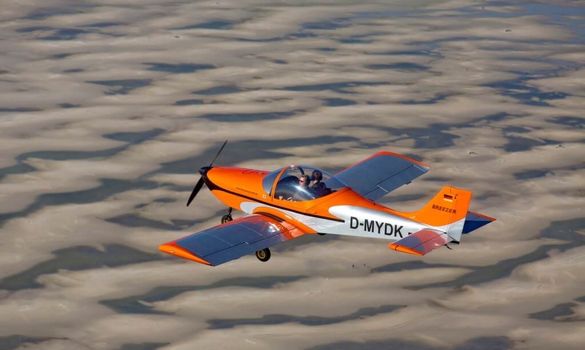 Ultraleichtflugzeug von Breezer Aircraft: Wird bald auch in der Schweiz die Zulassung einfacher möglich?