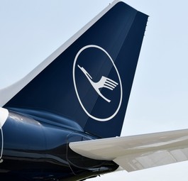 Lufthansa-Flieger: Die ganz günstigen Tickets sind bald nicht mehr ganz so günstig.