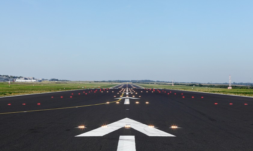 Piste des Flughafens Dortmund: hier will Carinair bald starten.
