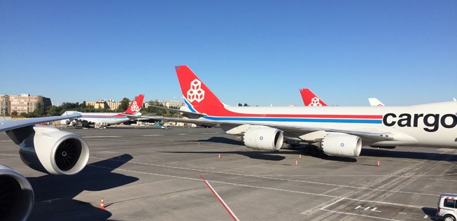 Insgesamt besitzt Cargolux 25 Boeing 747.