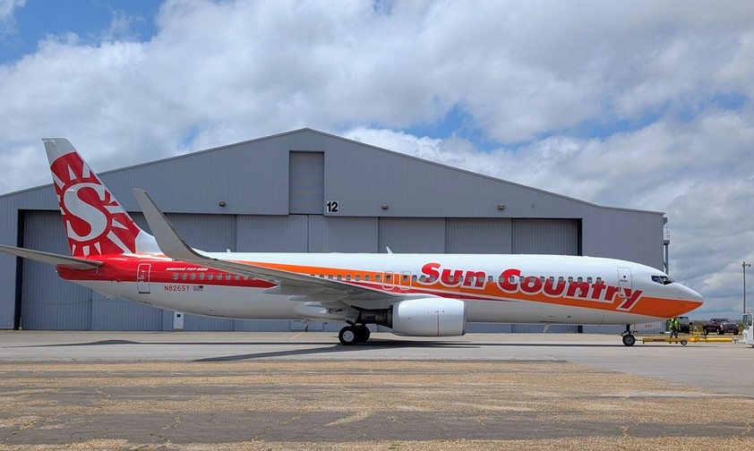 Die Retrolackierung auf der Boeing 737 von Sun Country Airlines: Erinnert an die Anfänge der Fluglinie.