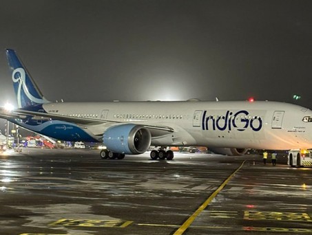Dreamliner in Indigo-Farben: Eine Übergangslösung. 