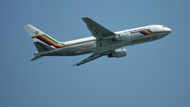 Rang 2: Robert Mugabe, Simbabwe. Boeing 767 von Air Zimbabwe.
