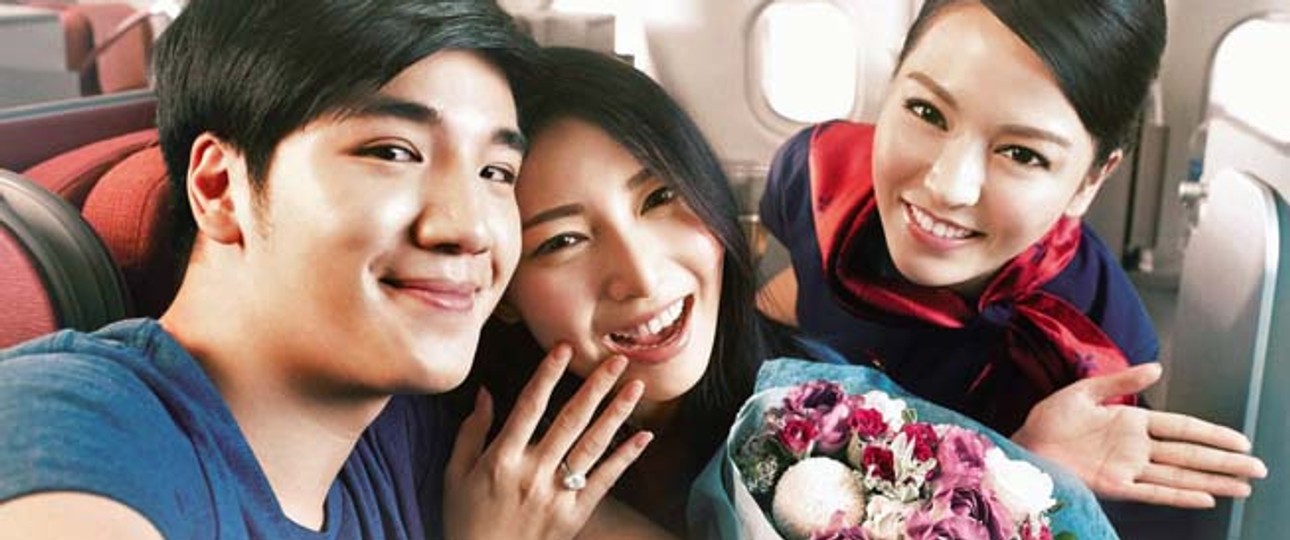 Heiratsantrag: Hong Kong Airlines hofft af viel Liebe unter den Passagieren.