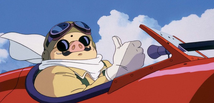 Dass Pilot Marco Rossellini mit einem Schweinekopf verflucht ist, hat einen traurigen Hintergrund. Dennoch hat der Held immer einen lockeren Spruch auf den Lippen.