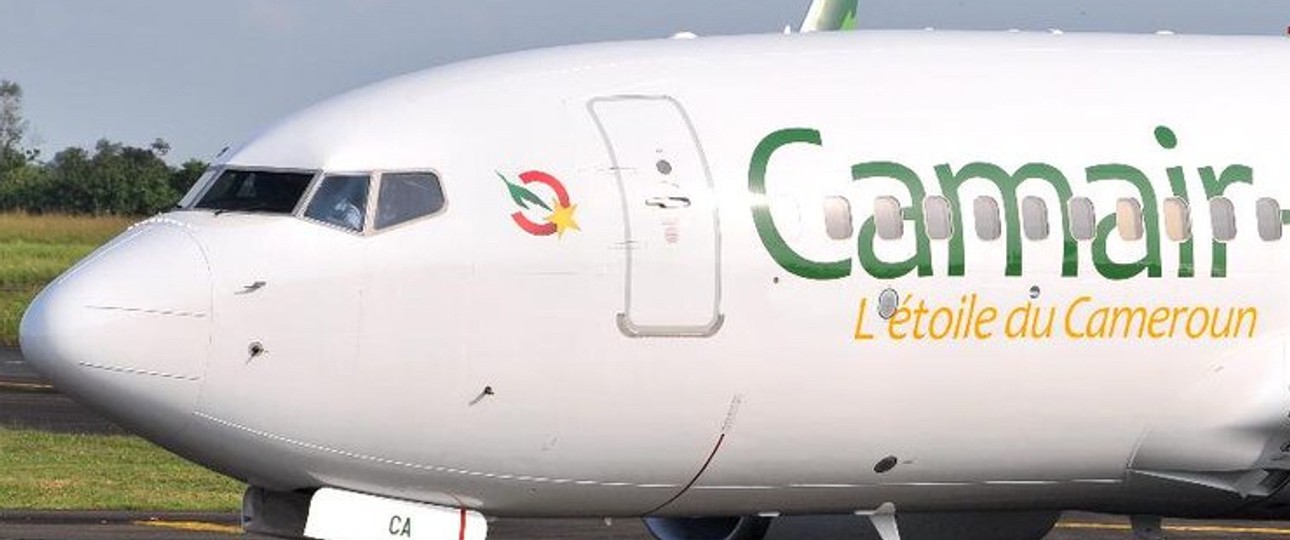 Boeing 737-700 von Camair-Co: Am Boden.