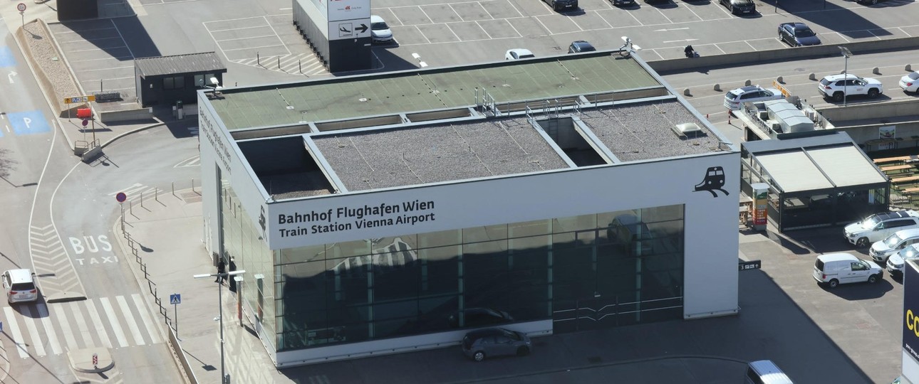 Bahnhof Flughafen Wien: Beliebteste Option zur Anreise.