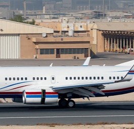 Die Boeing 737 von Rosneft: Soll dingfest gemacht werden.