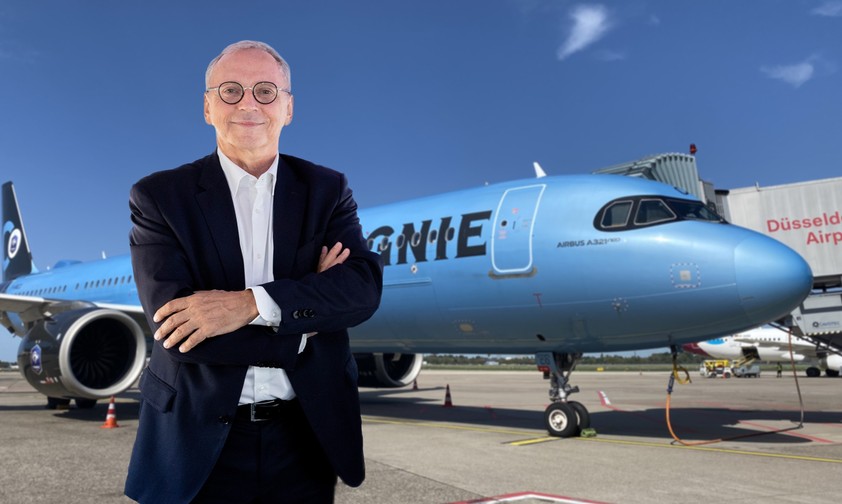 La-Compagnie-Chef Christian Vernet vor einem Airbus A321 Neo: Künftig folgt auch mindestens ein A321 XLR.