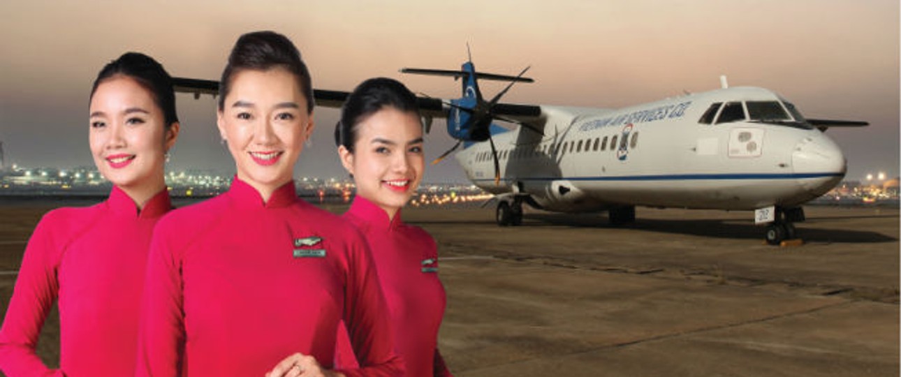 Flugbegleiterinnen von Skyviet Air: Die Airline bleibt als Tochter von Vietnam Airlines zu 51 Prozent in staatlicher Hand.
