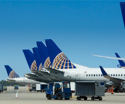 Flugzeuge von United Airlines: Es ist nicht das erste Mal, dass die Fluggesellschaft solche Probleme hat.
