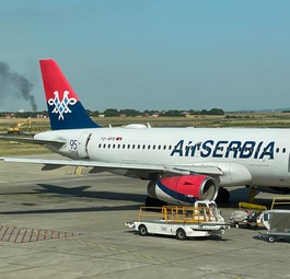 Airbus A319 von Air Serbia in Belgrad: Qatar Airways soll strategischer Partner werden.