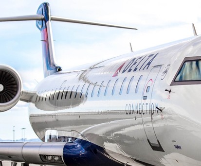 Eine CRJ 700 von Skywest. Die Airline wird auch die allerletzte CRJ bekommen.