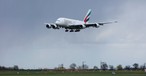 Airbus A380 mit dem Testkennzeichen F-WWSS ...