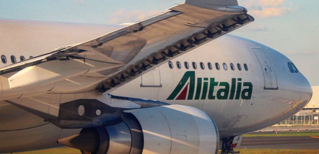 Flugzeug von Alitalia: An wen geht die Fluglinie?