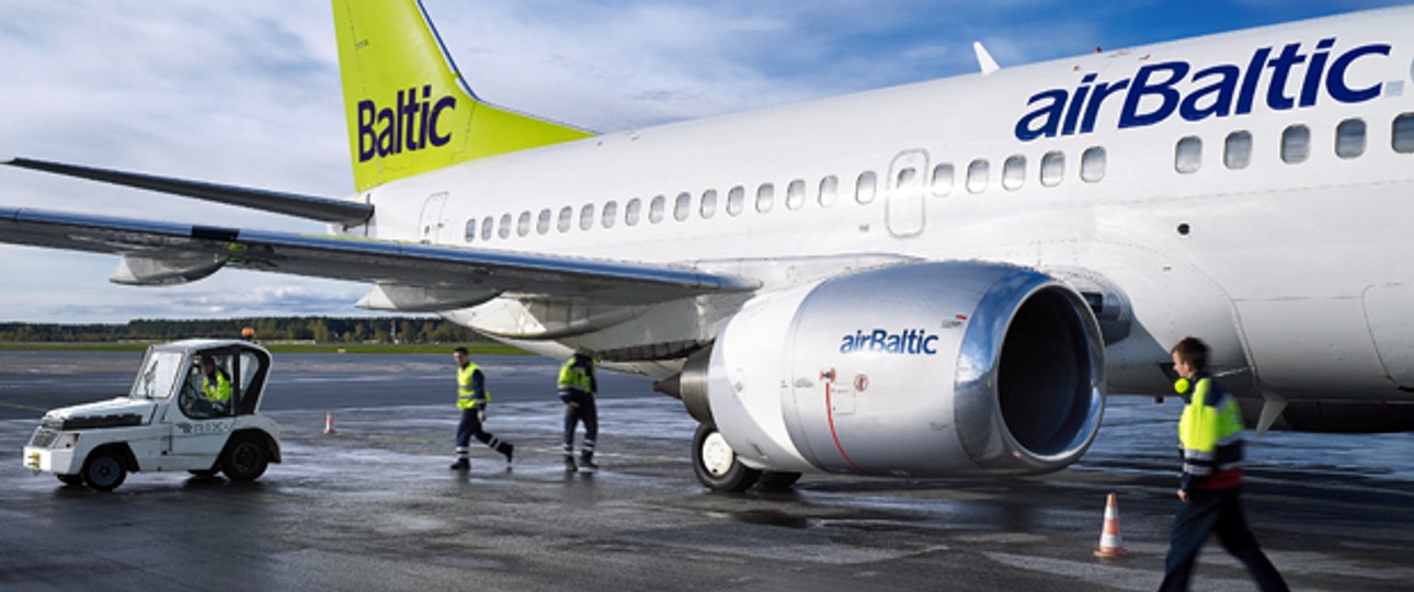 Maschine von Air Baltic: Tragikomödie um die lettische Airline.