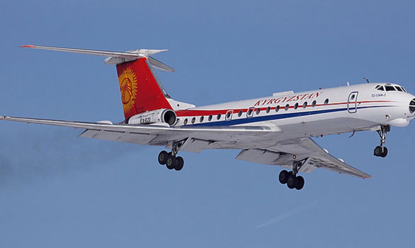 Tu-134A von Kyrgyzstan Airlines: Crash in dichtem Schneetreiben.