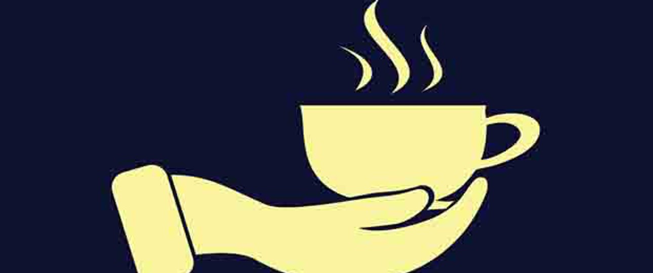 Tasse mit heißem Wasser: Der CHinese verwechselte sie mit einem Wurfgeschoss.