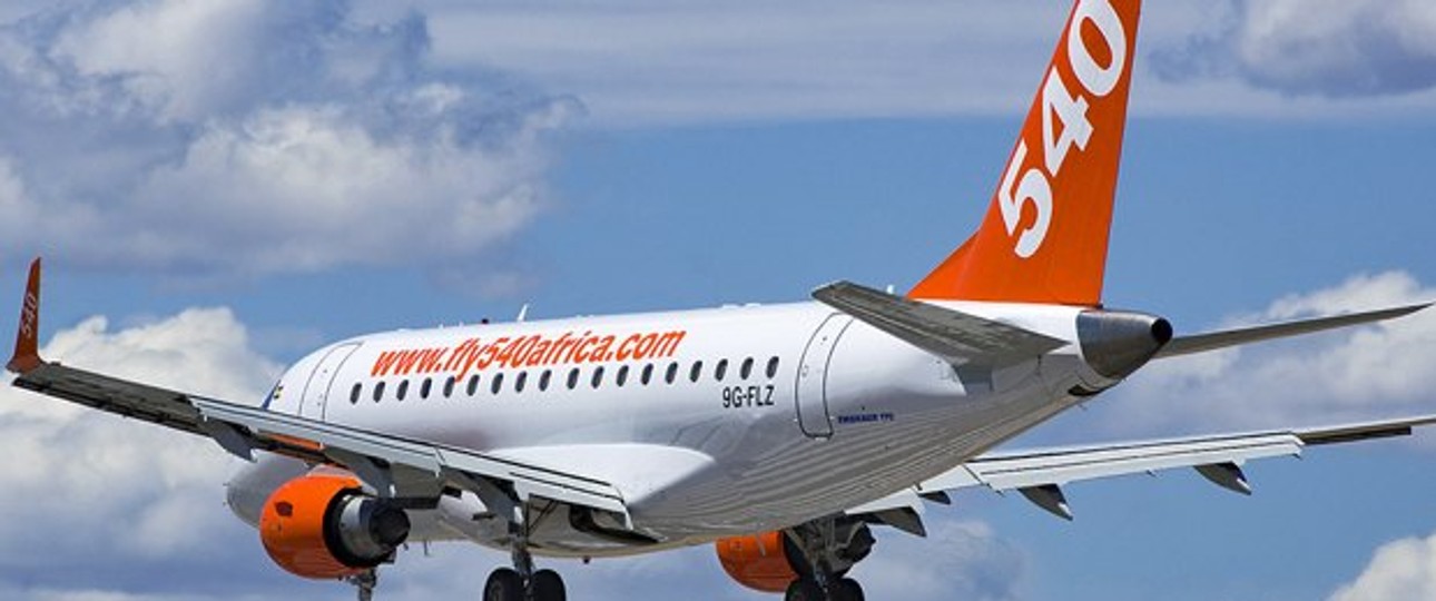 Embraer von Fly540: Fastjet will die Airline in Angola und Ghana umstrukturieren.