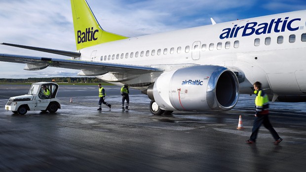 Maschine von Air Baltic: Tragikomödie um die lettische Airline.