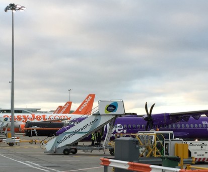 Flieger von Flybe und Easyjet in Southend: Ein Bild aus besseren Zeiten.