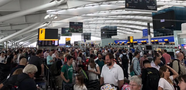 Flughafen Heathrow während des Ausfalls: Es herrschte Chaos.