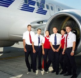 Crew von Travel Service: Einige Passagiere sahen sie nicht gern.