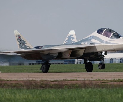 Sukhoi Su-57: Erstflug absolviert.