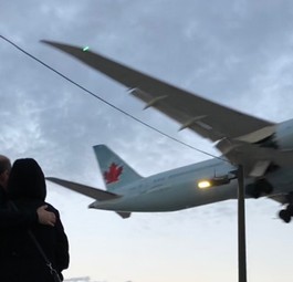 Flieger von Air Canada: Die Fluglinie will mit einer Übernahme wachsen.