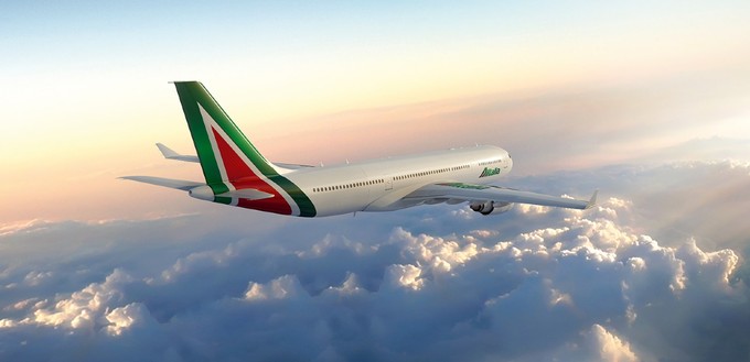 Doch spätestens die Corona-Krise ließ die Investorensuche scheitern. Nur durch wiederholter staatlicher Finanzspritzen konnte Alitalia weiterfliegen.