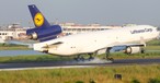 MD-11 von Lufthansa Cargo landet in Dhaka: Mangelhafte Abfertigung.