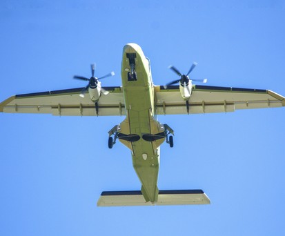 D-CNXT: Der Testflieger der Do 228 NXT in der Luft.