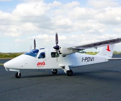 Noch mit Werkskennzeichen ist eine der ersten Tecnam P2006T in OFD-Farben unterwegs, die deutsche Zulassung wird auf Ende März erwartet.