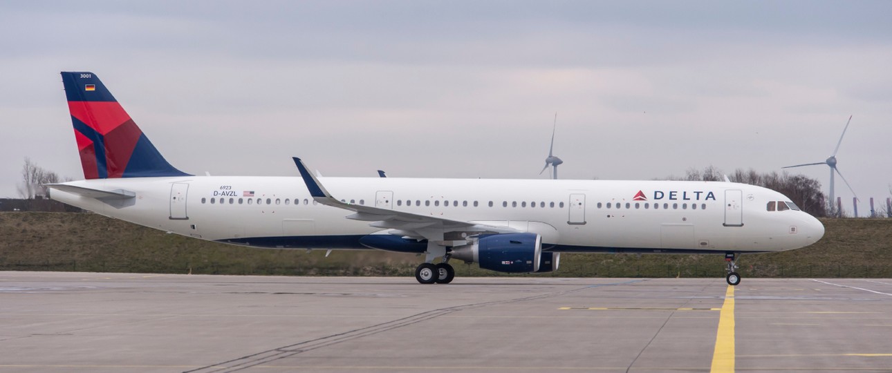 Airbus A321 von Delta: Ein Jet dieses Typs musst heftig bremsen.