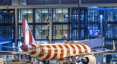 A320 Neo von Condor am BER: Reisende aus Berlin profitieren vom Codeshare-Abkommen des Ferienfliegers mit Emirates.