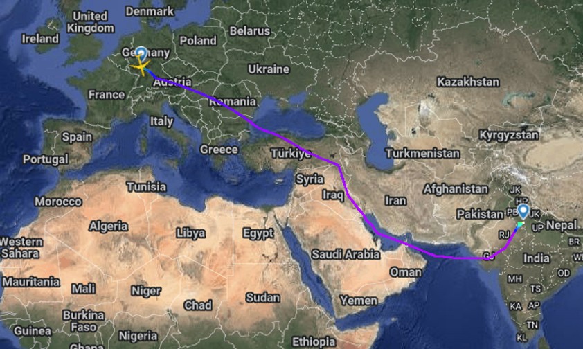 lufthansa frankfurt delhi lh760 30042025